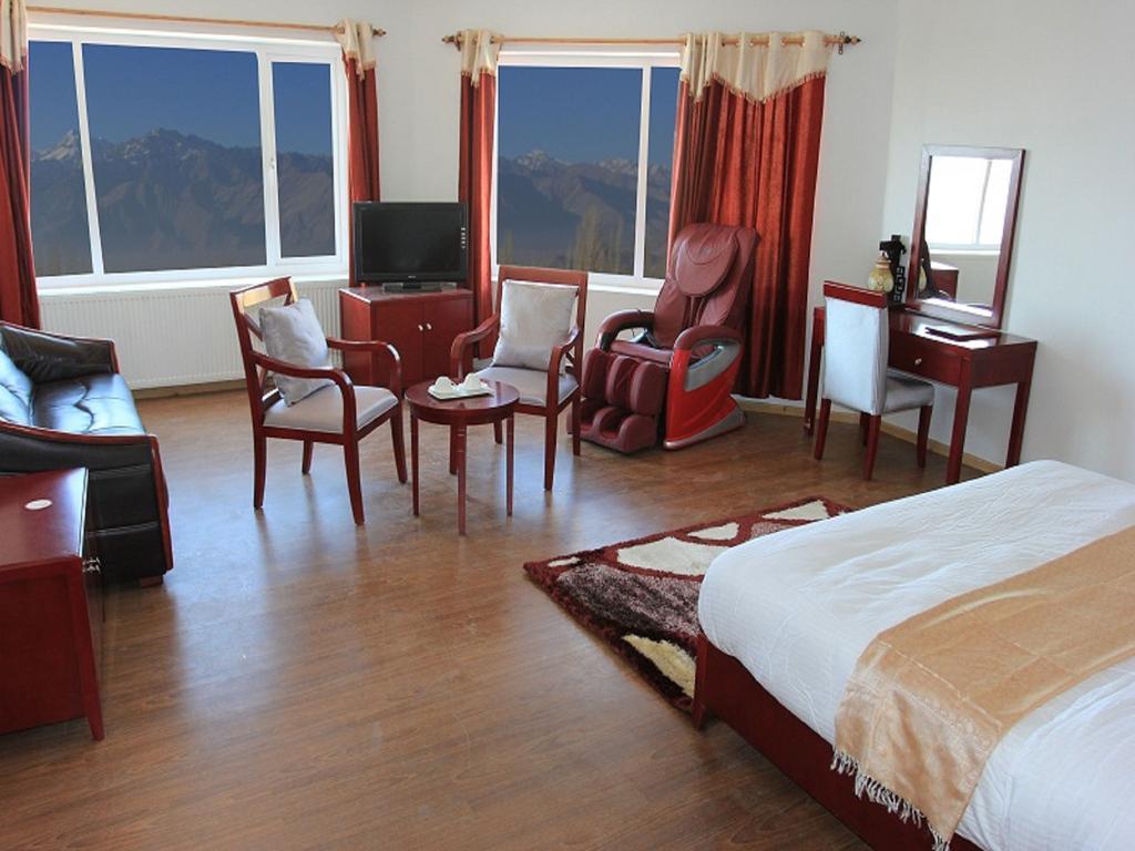 The Zen Ladakh Hotell Leh Exteriör bild